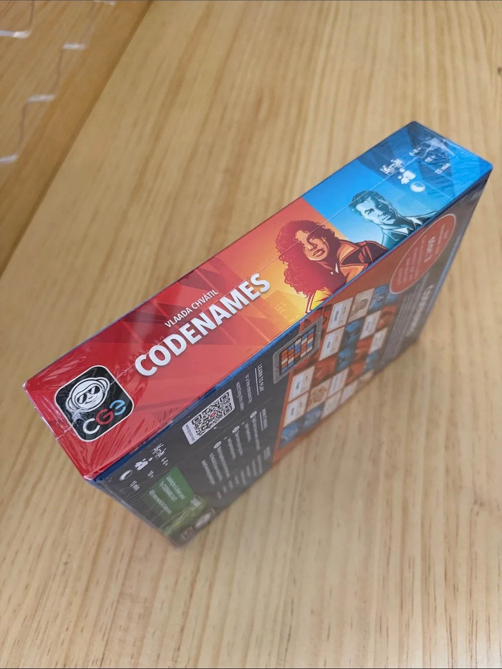 Codenames Word Game - Red and Blue Team Edition